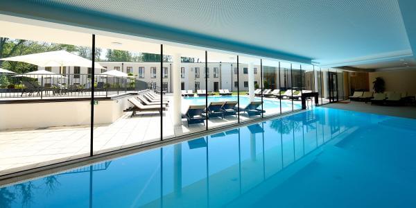 In- & Outdoorpool